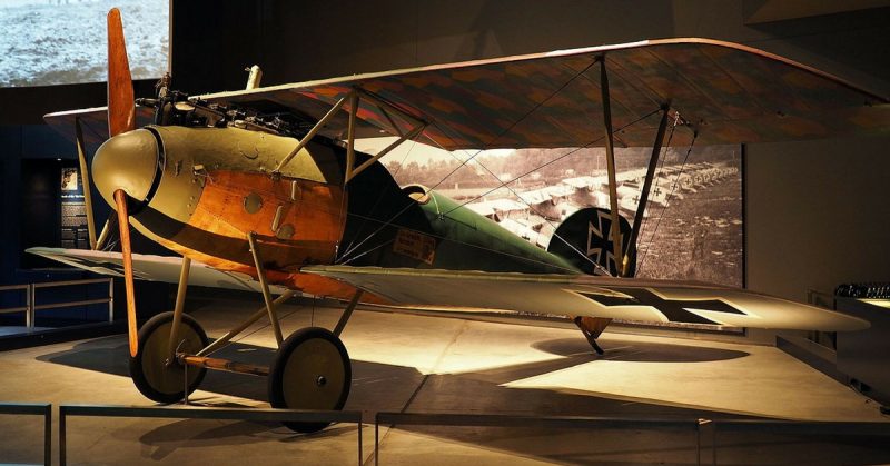 Albatros D.V in flight