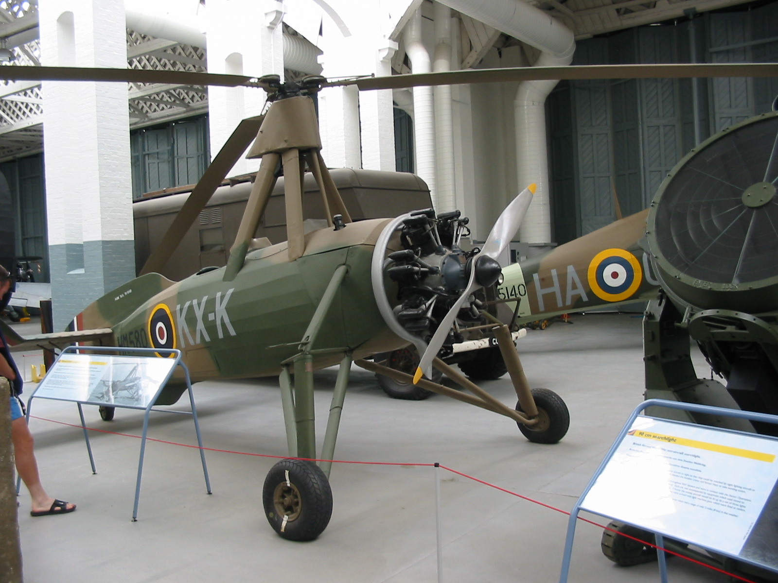Autogyro and early helicopter comparison