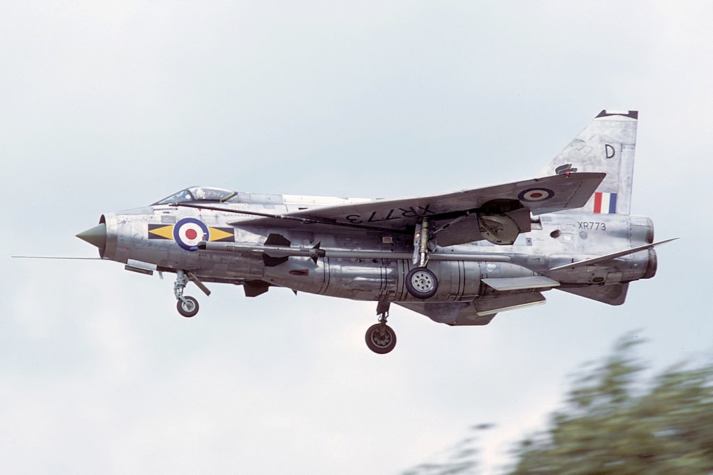 Lightning climbing vertically demonstrating its exceptional performance